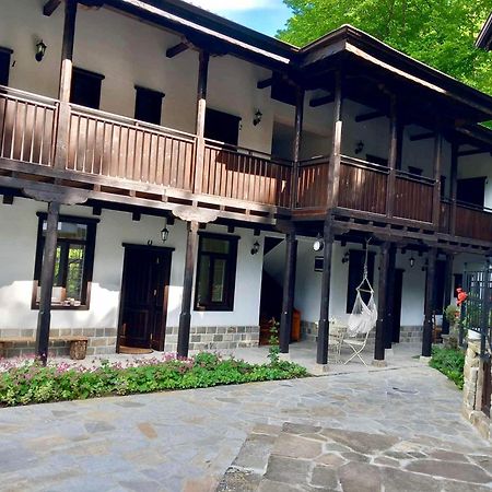 Verta House Triawna Zewnętrze zdjęcie